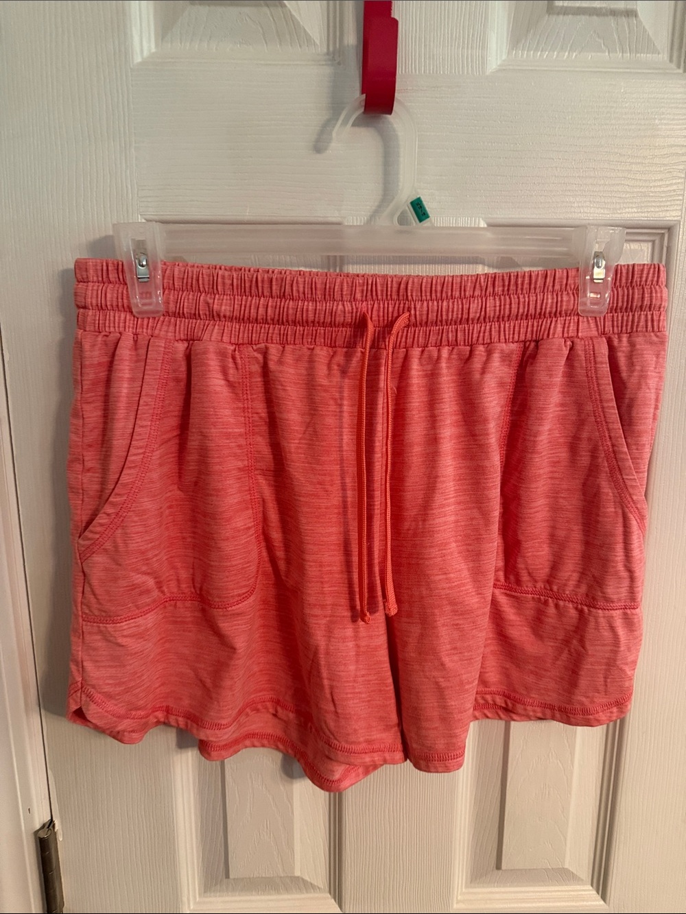 St John’s Bay Women’s Coral Pull-On Lounge Shorts with Drawstring, size L